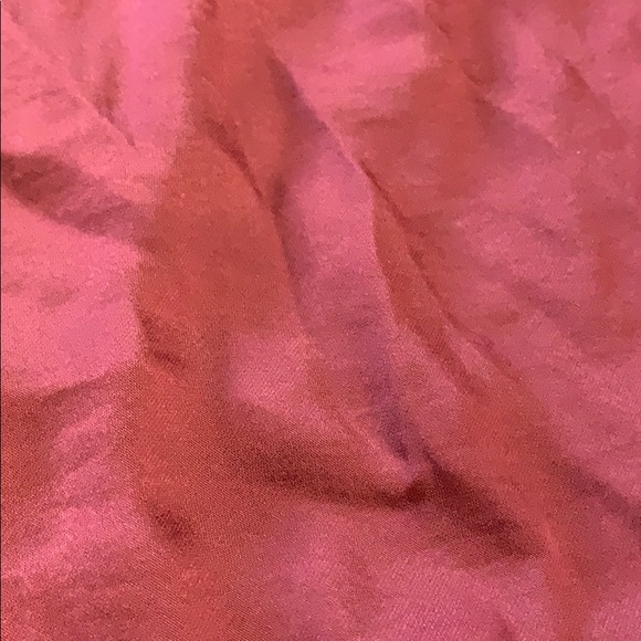 Rust colored top. - Picture 3 of 3